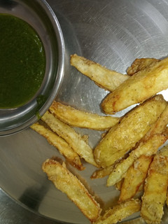 फिंगर चिप्स(finger chips recipe in hindi) रेसिपी मुख्य फोटो