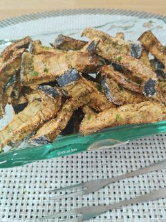 Una foto de Berenjena al ajo y perejil en airfryer