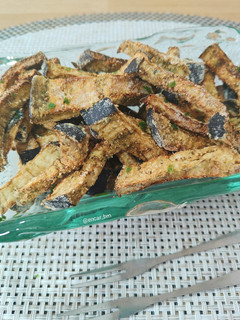 Una foto de Berenjena al ajo y perejil en airfryer