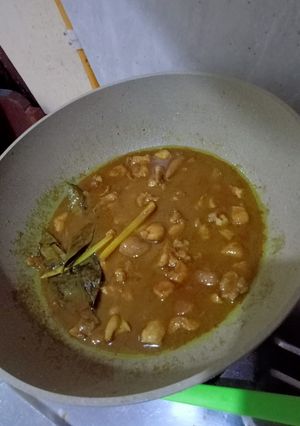 Foto resep Semur ayam toping mie ayam