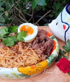 mì xào bò cải thìa