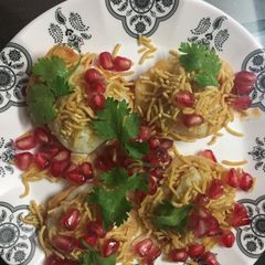 A picture of Papdi pizza chat.