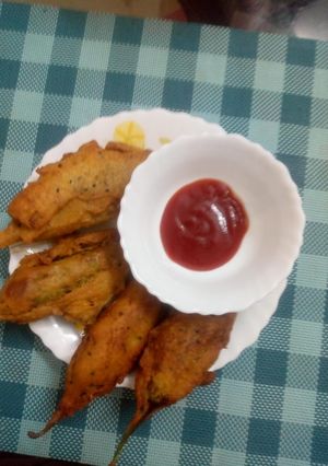 আচারি লঙ্কা ফ্রাই(aachari lonka fry recipe in Bengali) রেসিপির প্রধান ছবি