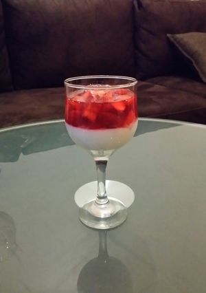 صورة لوصفة باناكوتا بالفراولة 🍓
