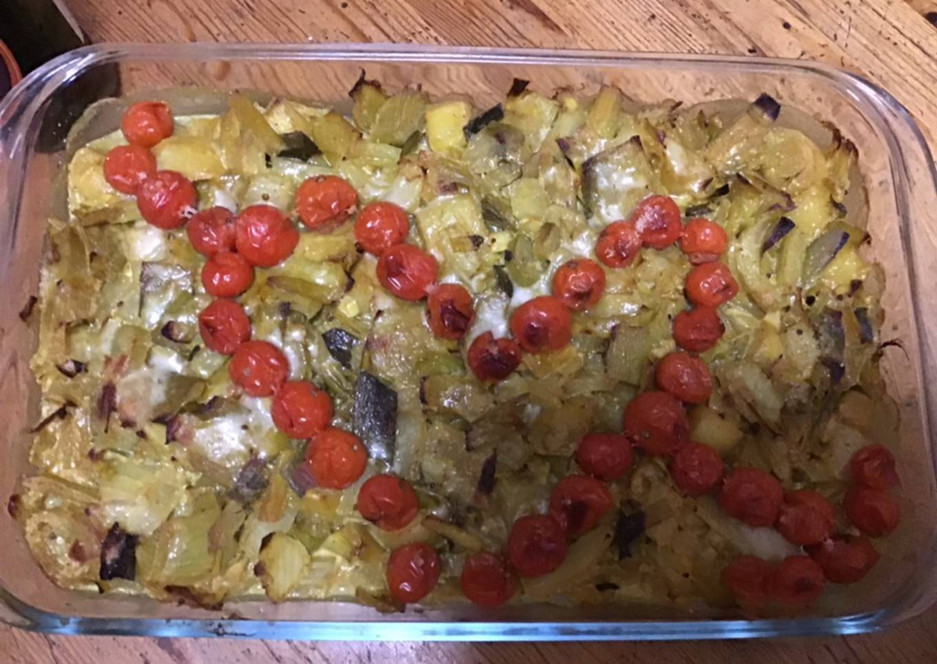 Gratin de poireaux et fenouil aux tomates cerises et parmesan