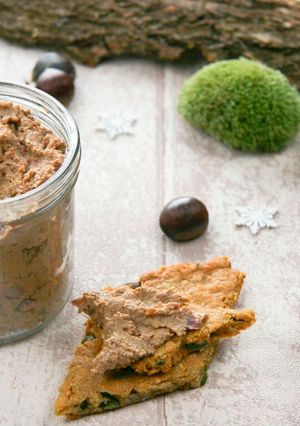 Une photo de Terrine de marrons au tofu fumé