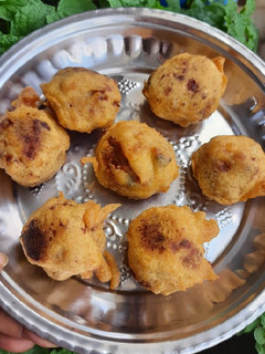 உருளைக்கிழங்கு போண்டா செய்முறை முக்கிய புகைப்படம்