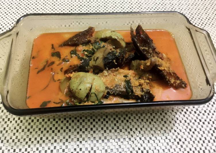 Proses Membuat Ikan Asap Gulai kemangi yang mudah