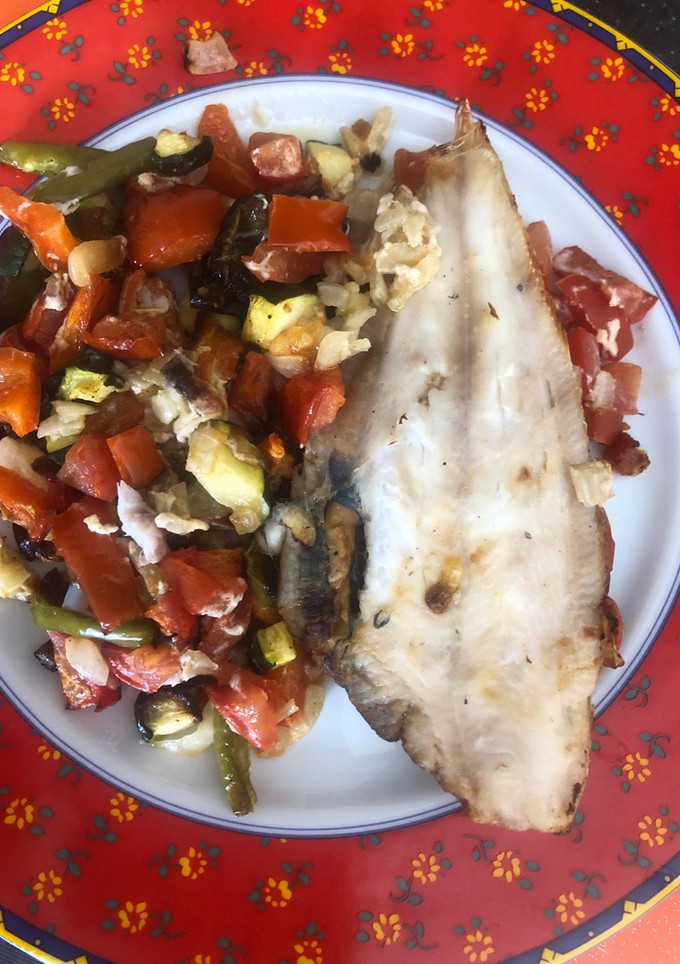 Una foto de Lenguado con verduras en airfryer