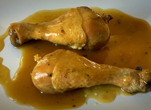 Foto principal de Muslos de pollo en salsa de soja y limón