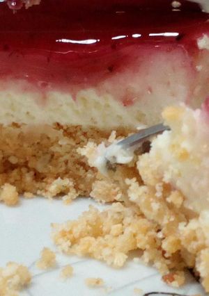 Φωτογραφία της συνταγής Cheesecake Mε ό,τι έχει το ντουλάπι! της Ασημένιας Μήλιου