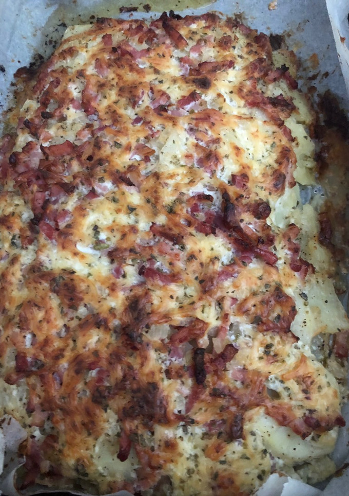 Una foto de Patatas gratinadas con bacon