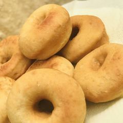 A picture of Donuts.