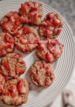 Una foto de Galletas veganas de frutilla!