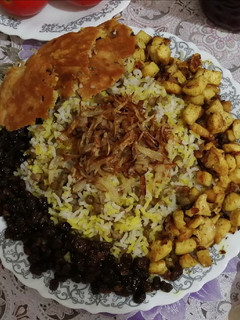 عکسی از دستور عدس پلو با مرغ