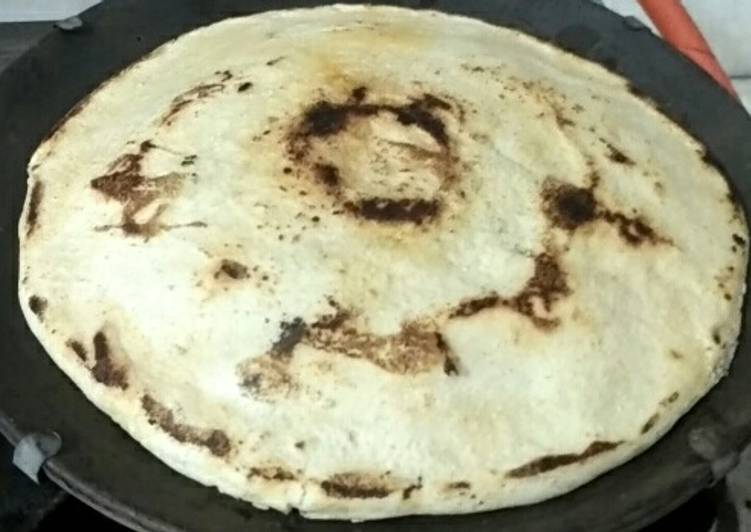 White sorghum chapati on clay tawa