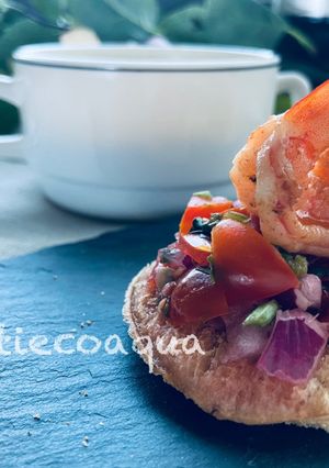 鮮蝦番茄莎莎tapas 的食譜成品照片