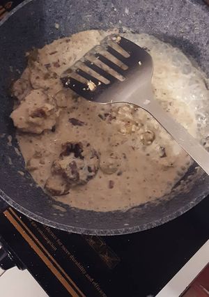 A picture of Mushroom And Onion Stew.