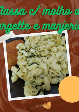 Foto de Massa com molho de curgete e manjericão
