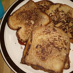 A picture of French toast.