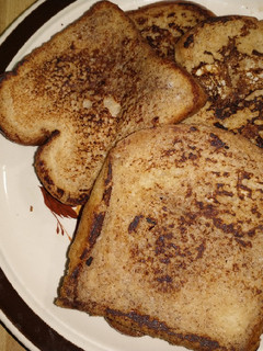 A picture of French toast.