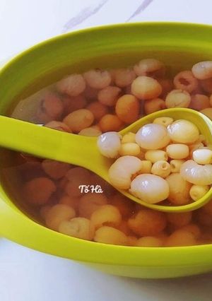 Hình của món Chè HẠT SEN với long nhãn.
