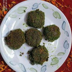 A picture of Spinach semolina cutlet.