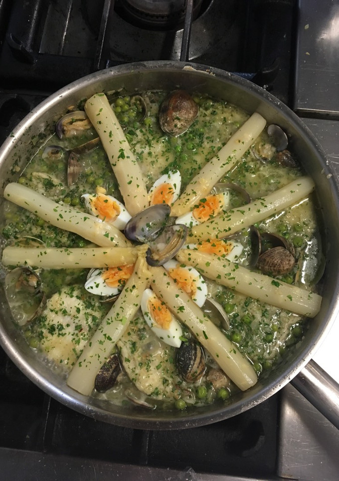 Una foto de Merluza en salsa verde