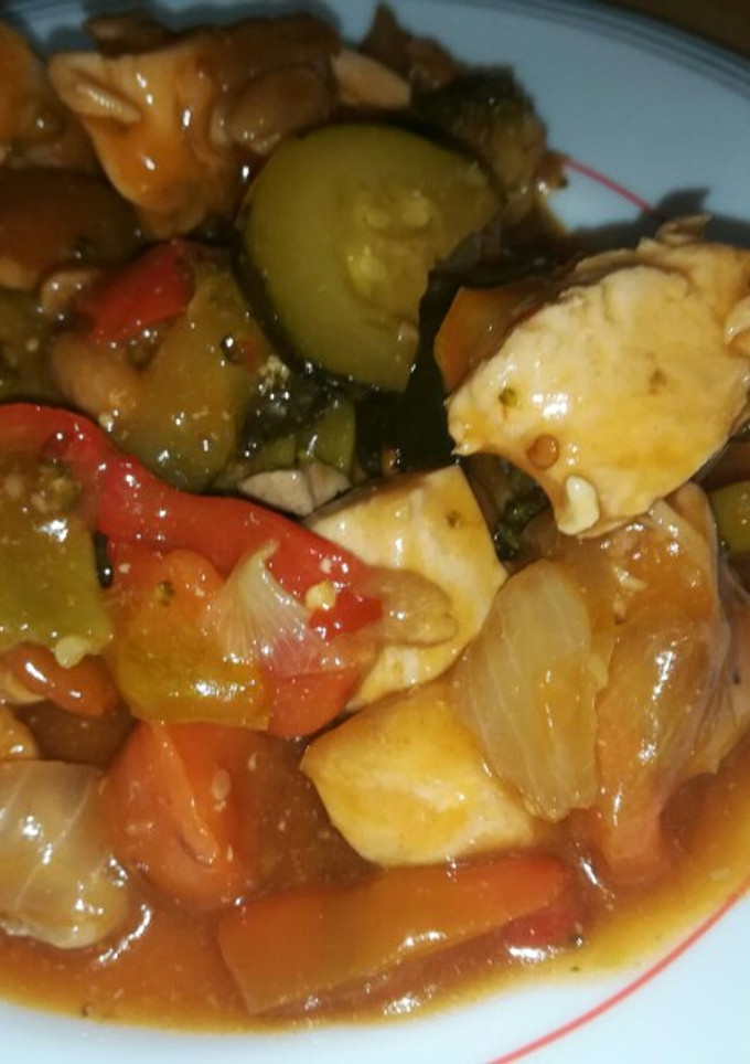 Una foto de Pollo con anacardos