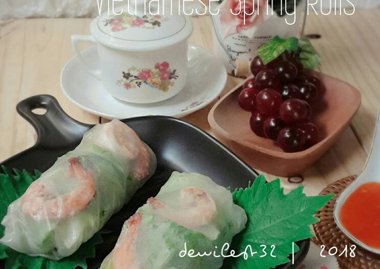 Cara Gampang Menyiapkan Vietnamese Spring Rolls, Bisa Manjain Lidah