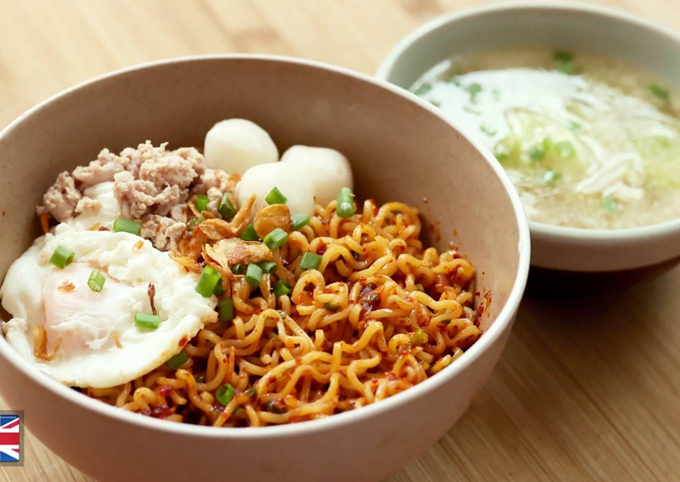 Indomie Chili Oil ala Singapura [Fish Ball Noodle Singapore] Devina Hermawan
