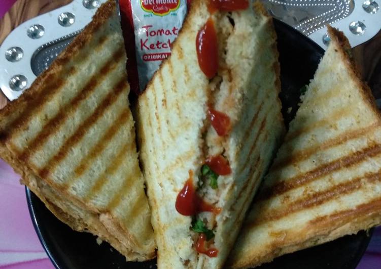 Recipe of Quick Potato sandwich