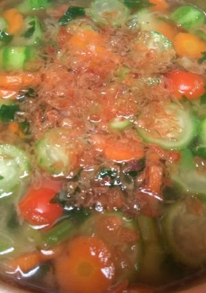 Foto resep Sup oyong sederhana