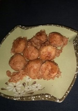 A picture of Yam balls.