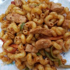 A picture of Chicken macaroni.