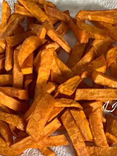 Una foto de Boniatos fritos para acompañamiento