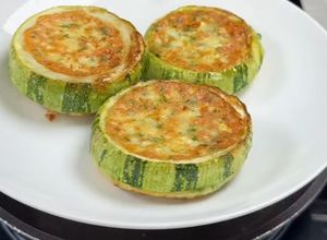 Foto de Courgettes Recheadas com Queijo e Ervas