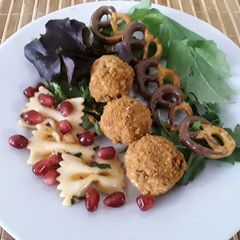 A picture of Sig's trio of savoury dessert.