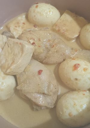 Foto resep Ayam Tahu Telur Masak Santan Pedas