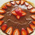 Tarta de crema de chocolate con fresas🥧🍓