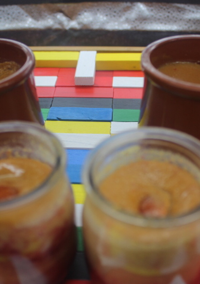 Una foto de Flan de cacaolat con miel y naranjas amargas en freidora de aire