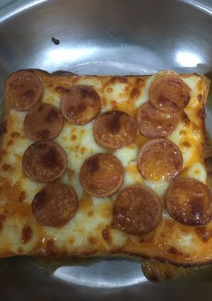 Hình của món Pizza siêu lười từ sandwich?.