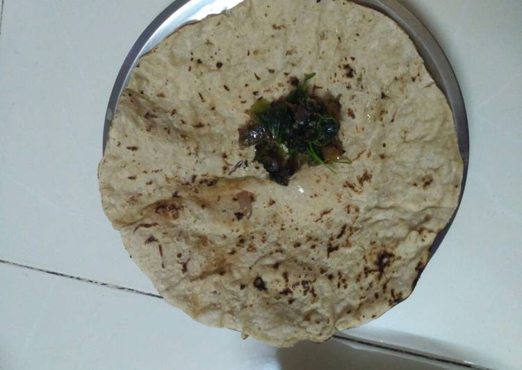 How to Make Super Quick Homemade Dry garlic onion green chilli chutney