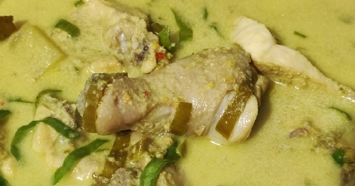 Resep Ayam Masak Lemak Cili Api oleh Desembri Yesti - Cookpad