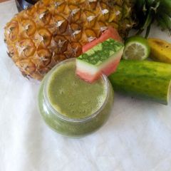 A picture of Mixed fruit smoothie.