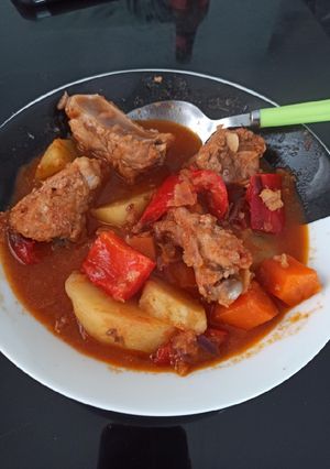 Foto principal de Guiso de costillas de cerdo Mambo