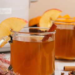 A picture of Spiked Apple Cider.