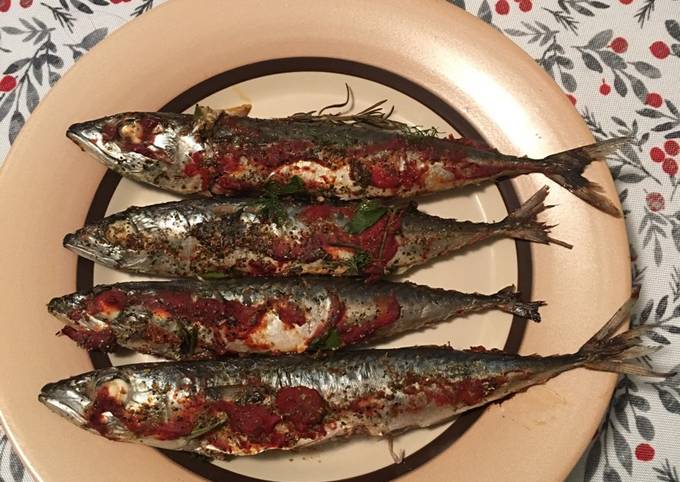 Recipe of Delicious Mackerel roasted in tomato sauce