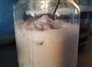 Una foto de Frappé de café☕🥤