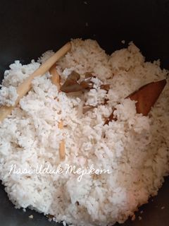 Foto resep Nasi Uduk Mejikom